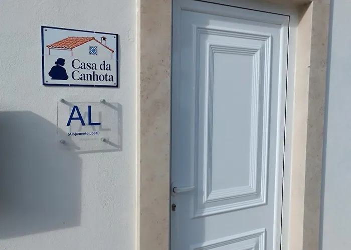 Semesterbostad Casa Da Canhota São Mamede